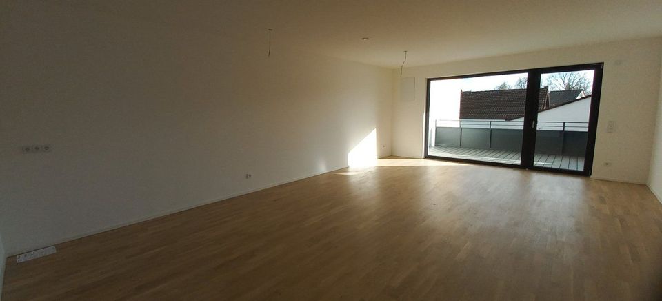 Neubau: 3-Zimmer Wohnung im 1.OG mit großem Balkon ( Ref.Nr.1.17) in Eggenfelden