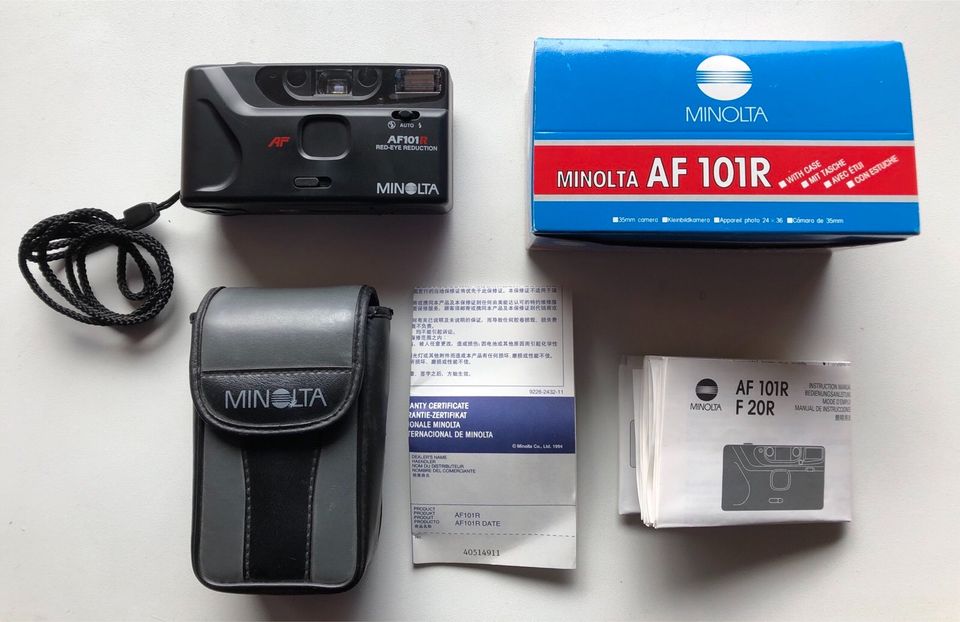 Minolta AF 101R Kleinbildkamera + Case + Verpackung + Anleitungen in Bruchsal