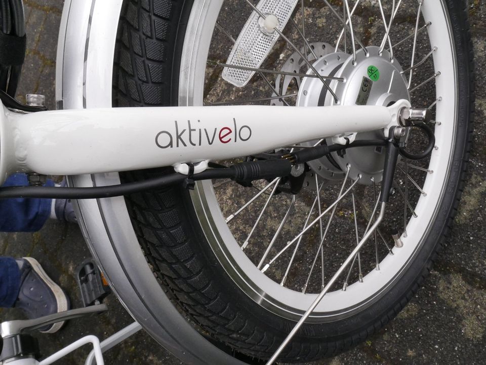 Alu-Elektro Faltrad KARDANI Falt-E-Bike Klapprad in Trimbs