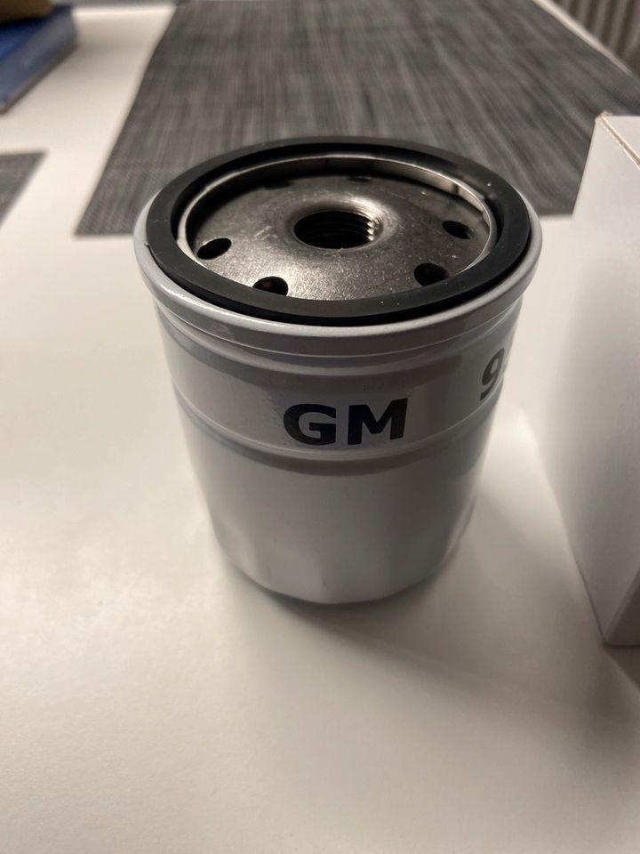 Opel Ölfilter Original GM 95509857 in Bielefeld