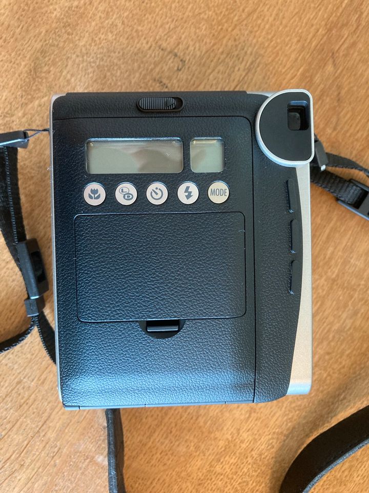 Fujifilm Instax mini 90 in Köln