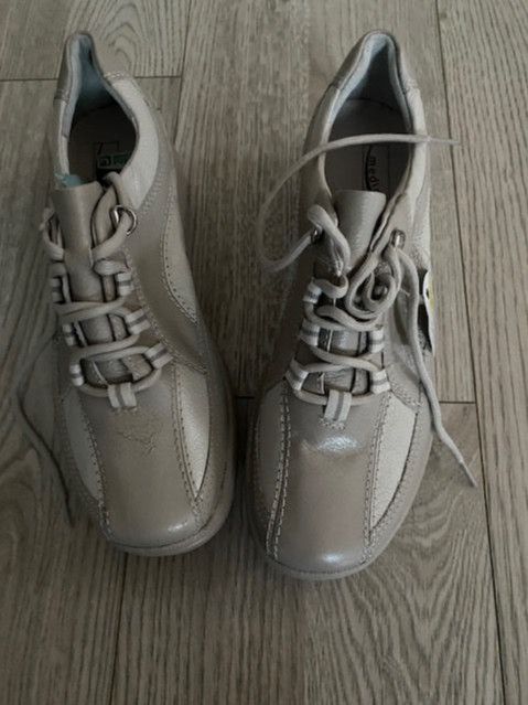 Medicus Damen- Halbschuhe, Luftpolster, Gr. 6 1/2, NEU in Rheinland-Pfalz -  Worms | eBay Kleinanzeigen ist jetzt Kleinanzeigen