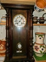 Antike Uhren seltene Fundstücke Haushaltsauflösung Retro Vintage Bayern - Mömlingen Vorschau