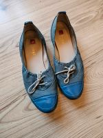 Högl Halbschuhe Echtleder Ballerinas Loafer Schnürer Gr 38,5 blau Hessen - Maintal Vorschau