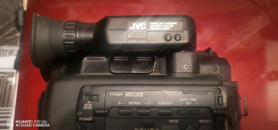 JVC VHS Camcorder  GR AX5 mit Zubehör in Herborn