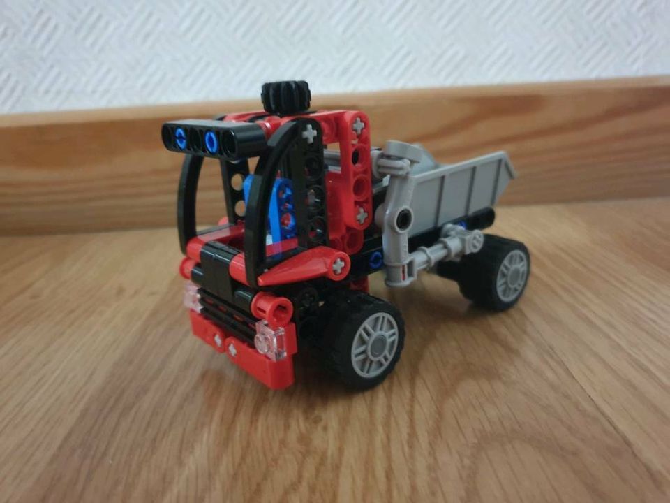 Lego Technik Minikipplaster in Bergneustadt