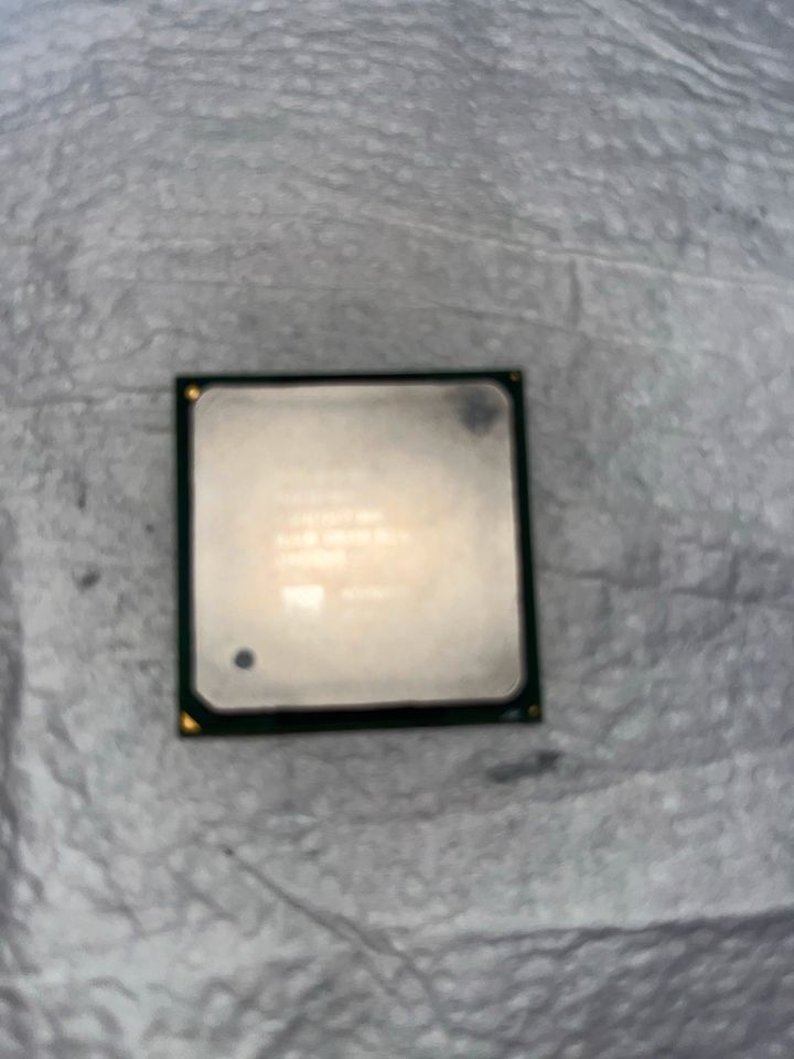 Intel Pentium 4 SL6WK 3Ghz in Lünen