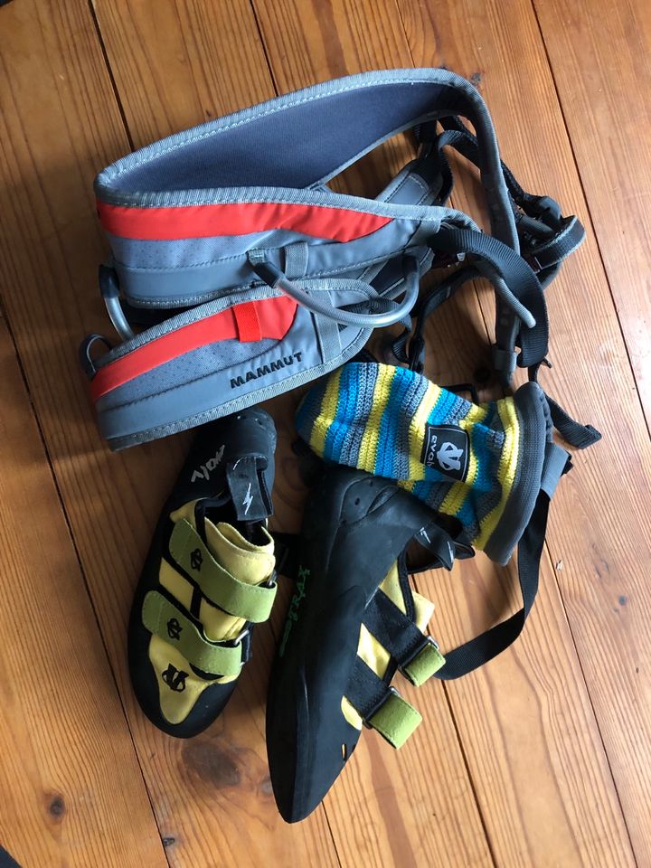 EvolvRock climbing shoes, shoe bag, chalk bag, and mammut harness in Berlin