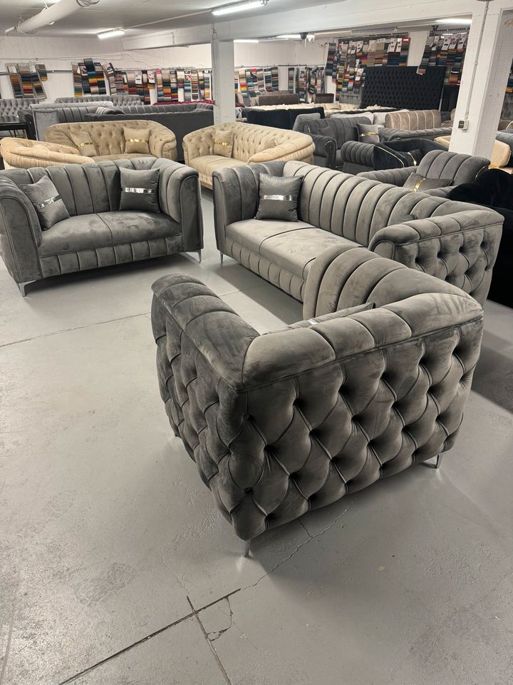 SOFA Couch 321 Ecksofa Eckcouch Sessel Stuhl Tisch Chesterfield Bett Auf Mass Gastronomie Möbel Echtes Leder Neu in Berlin