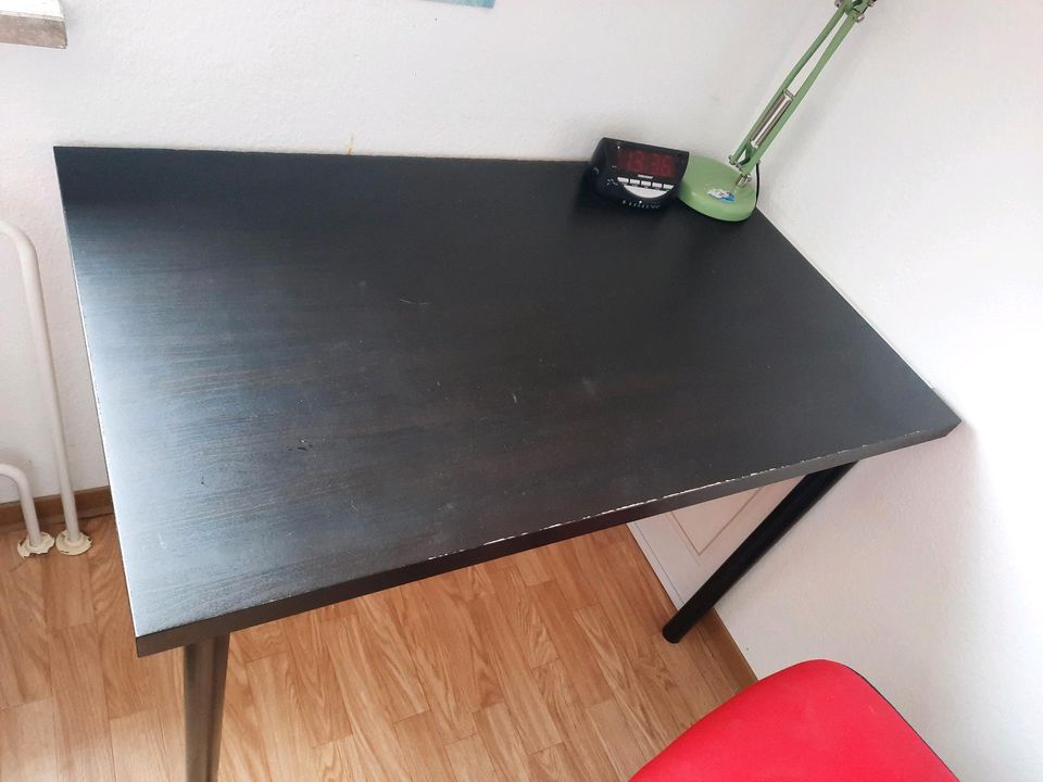 Schreibtisch Tisch Büro in Raisdorf