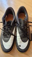 Nike Hallen-Sportschuhe Gr. 43 Bayern - Nördlingen Vorschau