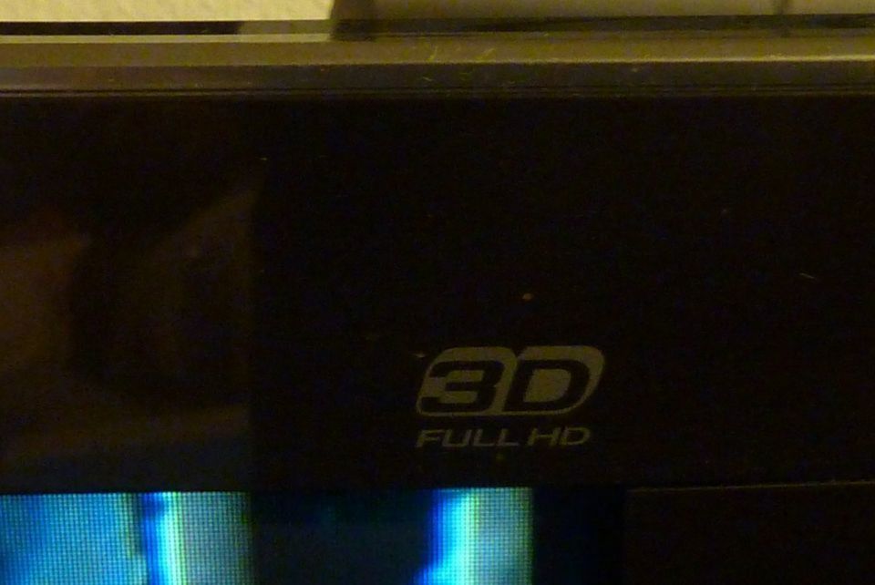 TV 50 Zoll 3D 3x 3D Brillen P50VT20E Panasonic Fernseher in Bensheim