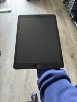 iPad 7 A2197 (DEFEKT) Kreis Pinneberg - Quickborn Vorschau