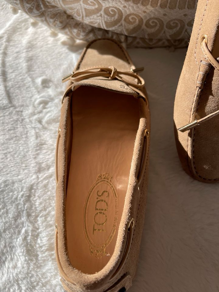 Tod‘s Tods Mokassin beige hellbraun Größe 41 Neu in Essen