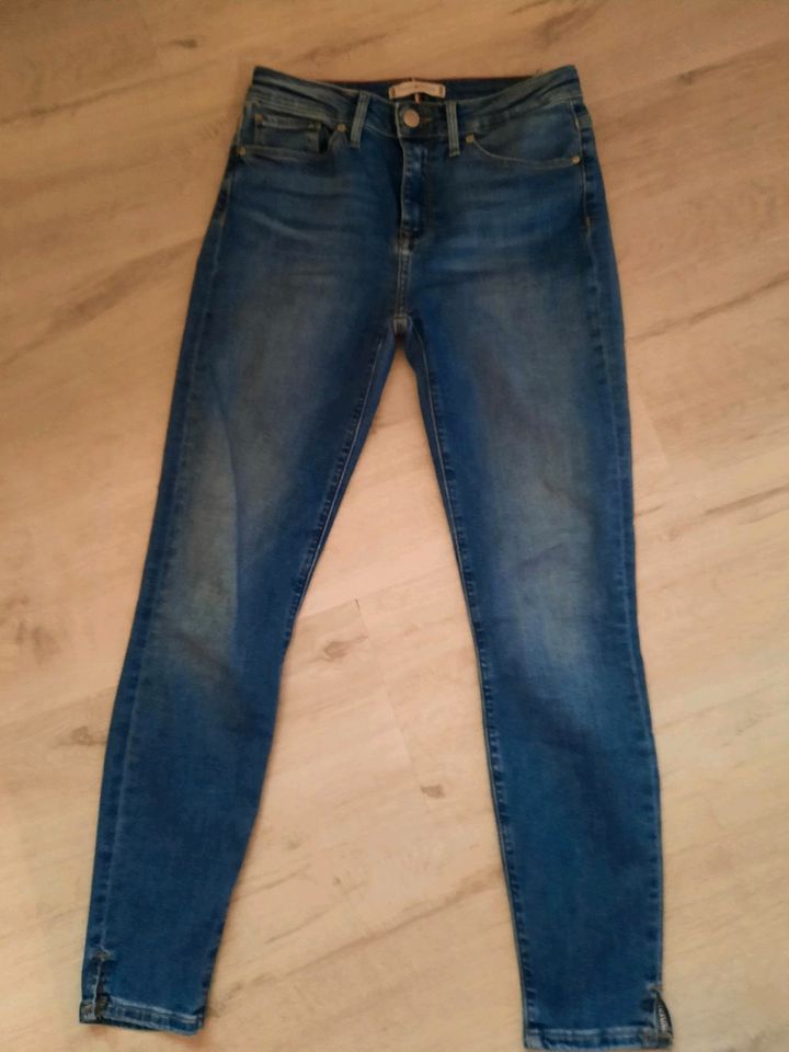 Tommy Hillfiger Jeans Skinny W26 in Ramstein-Miesenbach