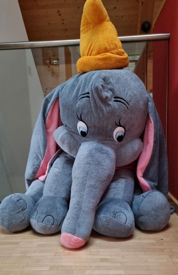 Stofftier XXL, Dumbo Elefant in Hilpoltstein