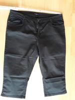 Kurze Hose, schwarz Gr. 44 Hessen - Frielendorf Vorschau