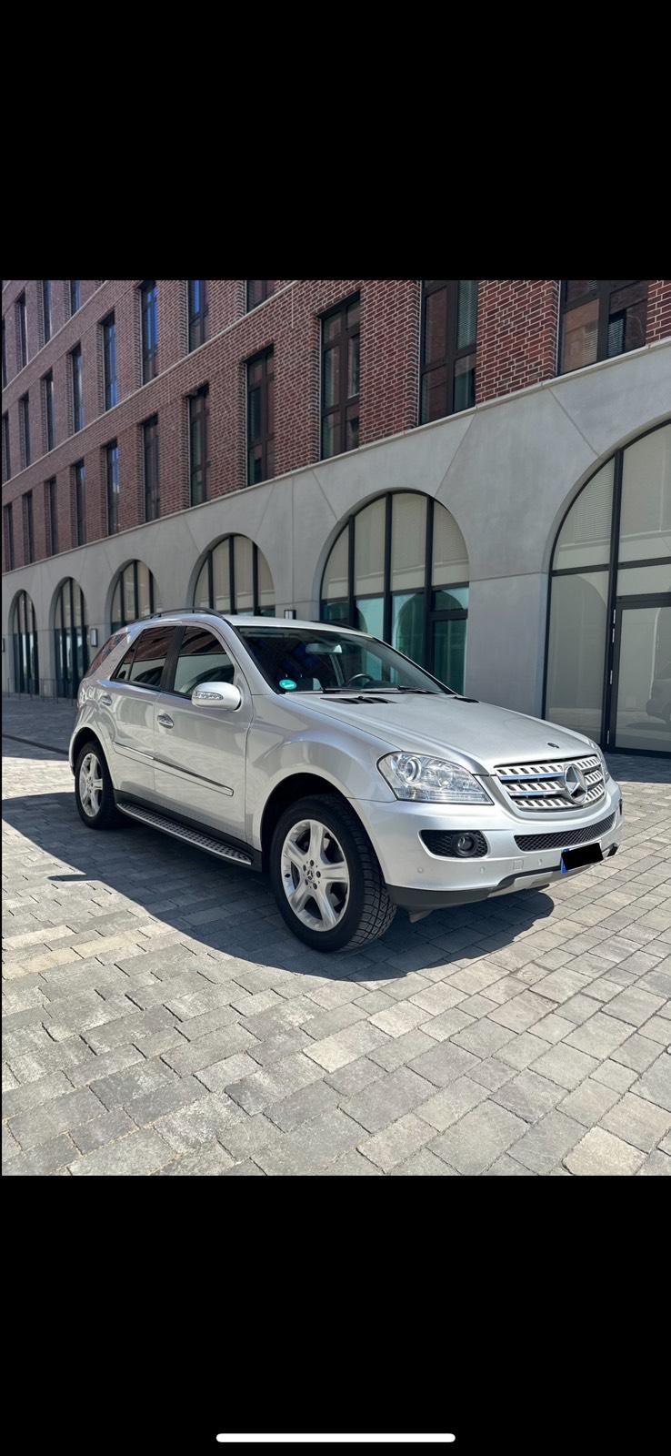 Abbildung des Autos Mercedes-Benz ML 280 CDI…