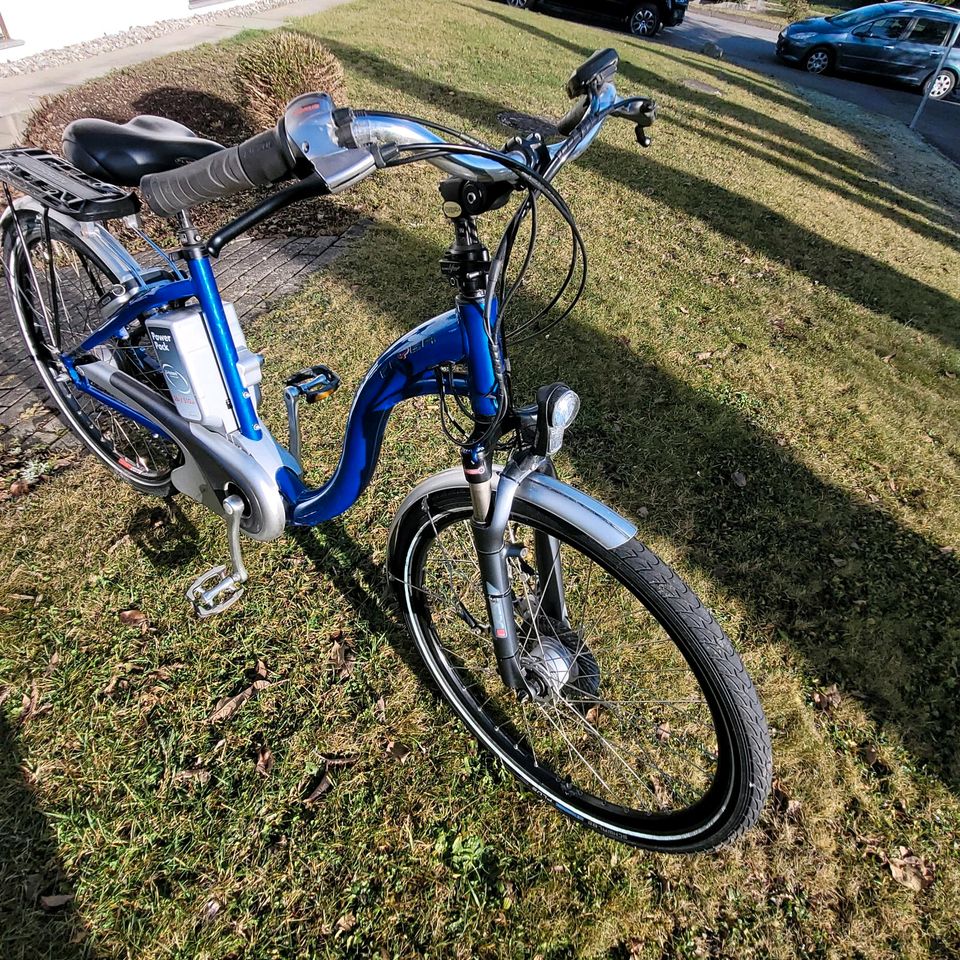 Flyer E-Bike 26Zoll Fahrrad Tiefeinstieg Wave 2 Akku Damenrad in Biberach an der Riß