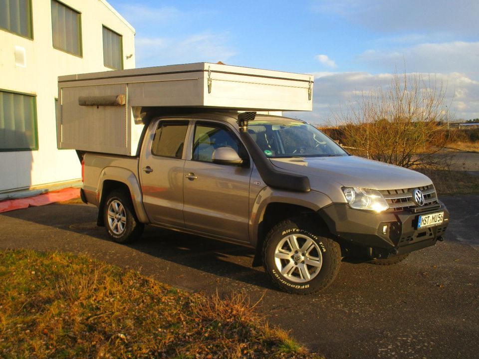 Reisemobil Amarok Pickup mit Absetzkabine 4x4 Wohnmobil in Neustrelitz