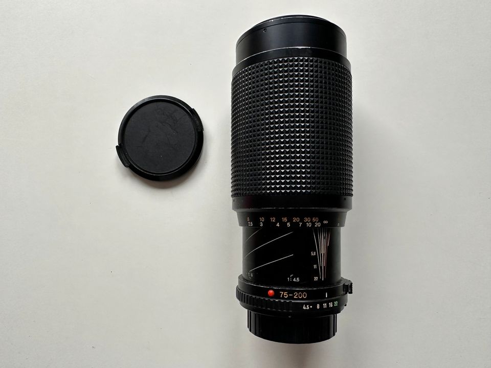 Minolta 75-200mm 4.5 MD Zoom Objektiv in Karlsruhe