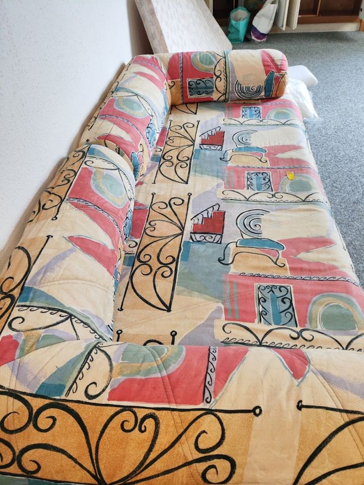 Sofa und Matratze zu verschenken in Freiburg im Breisgau