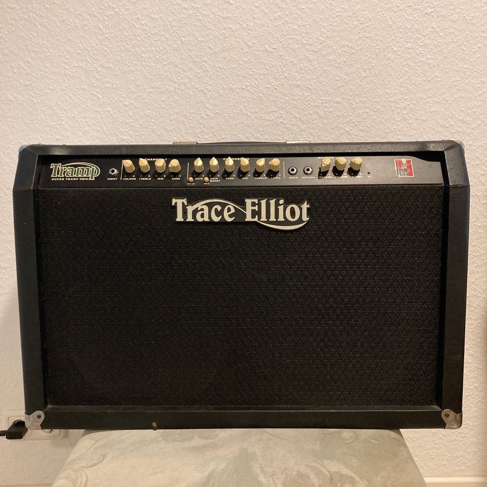 Trace & Elliot Super Tramp Twin 100 Watt Made in UK in Brühl