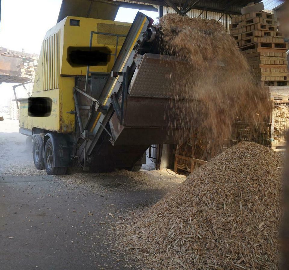 Hackschnitzel Holzhackschnitzel G50 Trocken Rindenmulch ersatz in Remse