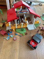 Playmobil Reitstall / Ponyhof / Pferdehof + Zubehör Jeep Nordrhein-Westfalen - Wermelskirchen Vorschau