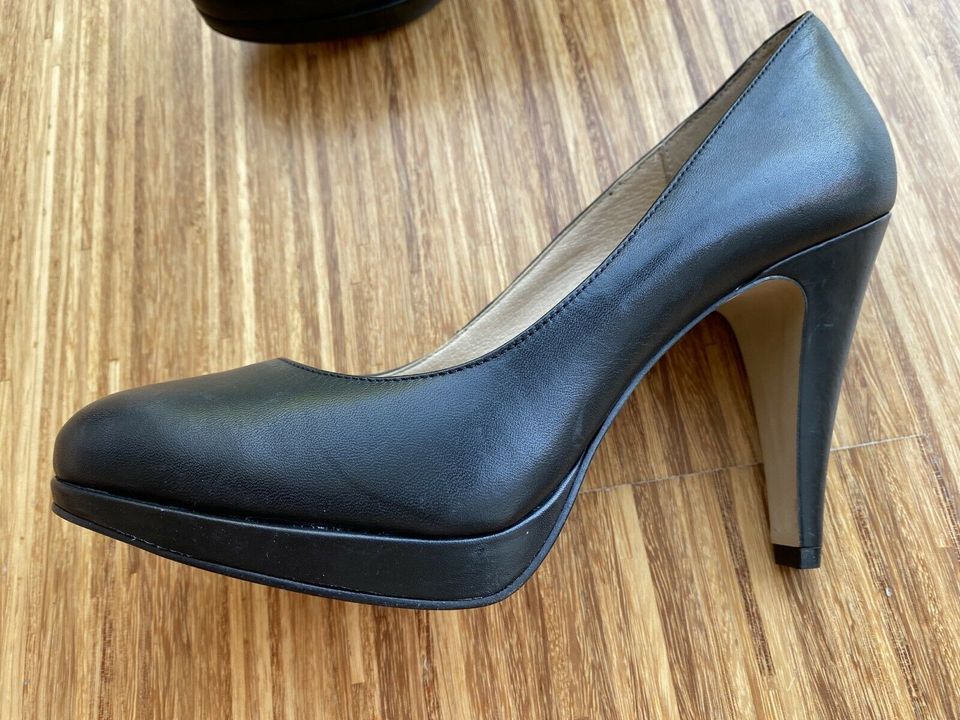 *NEU*Buffalo Plateau Pumps, , Leder, Größe 41 in Neustadt an der Weinstraße