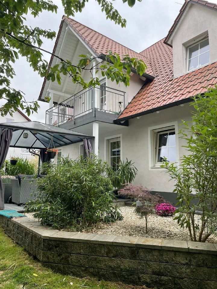 Großzügiges ZFH mit sonnigem Garten in Altomünster-Oberzeitlbach! in Altomünster
