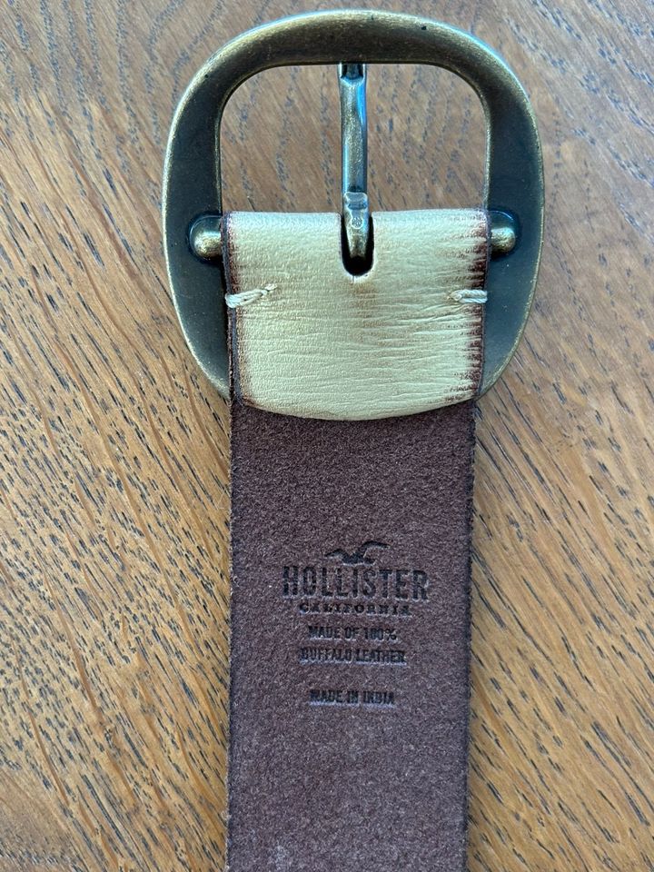 Hollister Gürtel Ledergürtel Gold/ Beige/ Braun NEU in Ober-Mörlen