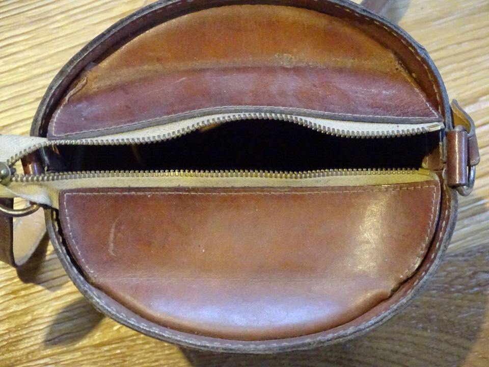 alter französicher Leder Tornister Ledertasche mit Reißverschluß in Wiesbaden