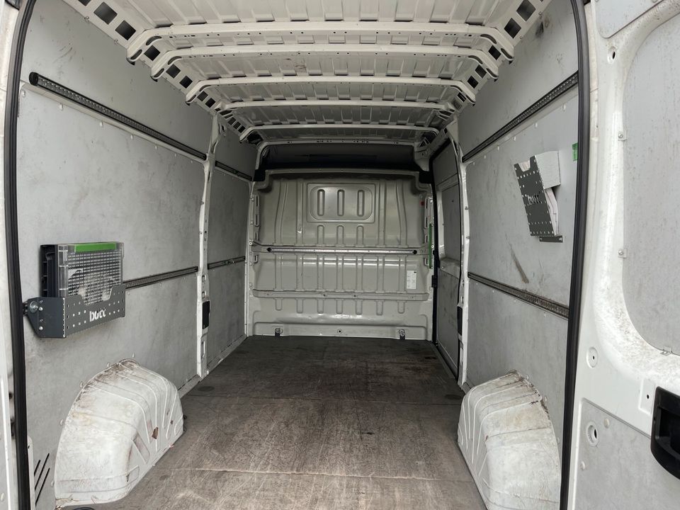 Peugeot Boxer 2.2 HDI L3H2 Avantgarde EZ 2016 in Neunkirchen