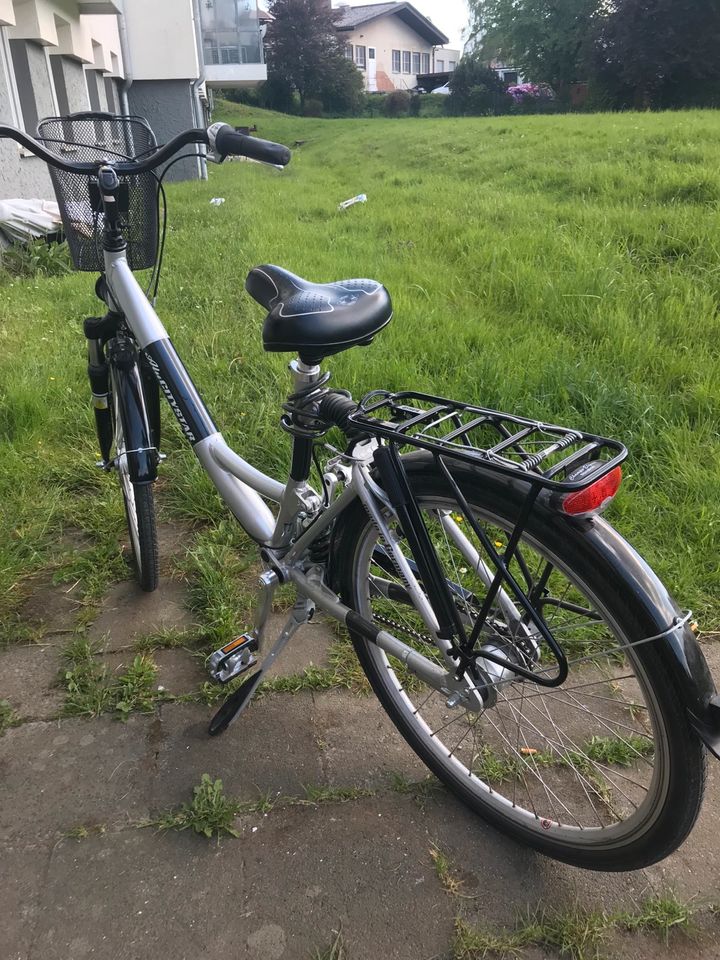 Frauen Fahrrad in Arnsberg