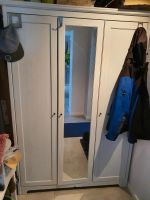 Kleiderschrank ,gebraucht , weiß, mit 3 Türen,  davon 1 Spiegel Nordrhein-Westfalen - Paderborn Vorschau