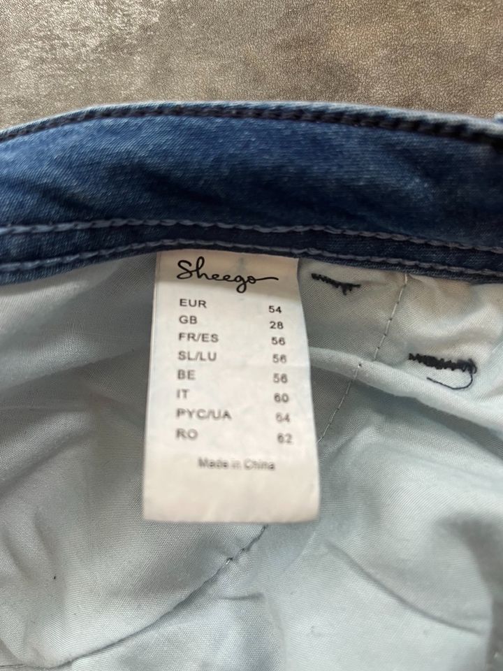 Kurze Jeans Sheego in Balingen