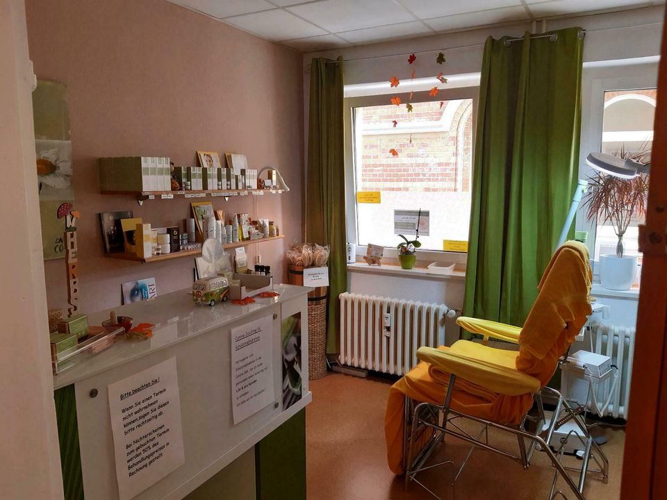 Entspannung Gesichtpflege Hautpflege Kosmetikstudio Braunschweig in Braunschweig