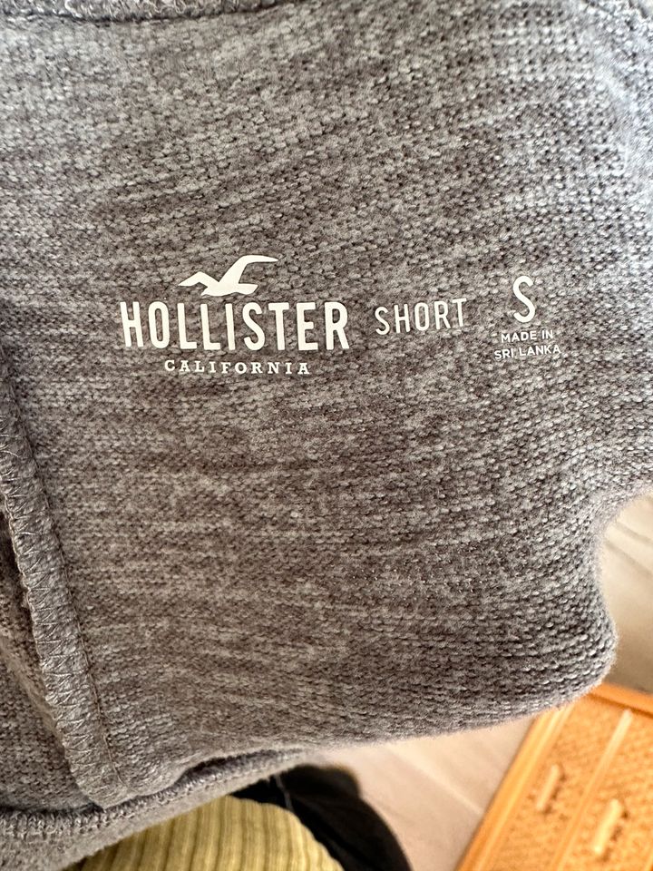 Hollister Hose grau Jogging Hose weites Bein ausgestelltes Bein S in Ammerbuch