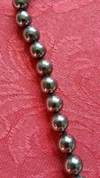 Halskette mit schön glänzenden Perlen Perlenkette Osterholz - Tenever Vorschau