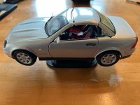 Mercedes-Benz SLK230 Cabrio silber Modell 1:18 Niedersachsen - Holdorf Vorschau