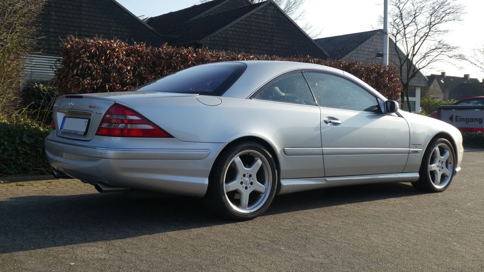 Rarität: Mercedes-Benz CL 55 AMG (C215) »F1 Limited« No. 30/55 in Geist