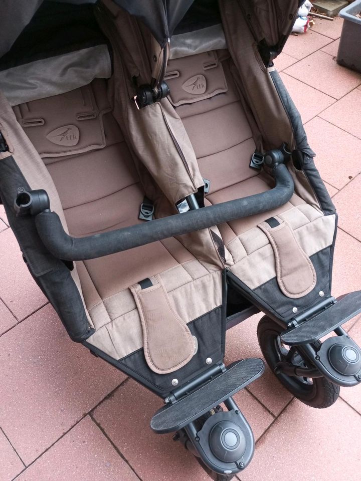 TFK Zwillingswagen Twin Adventure 2 & 2x Twin Carrycot Wannen in Igelsbach