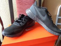 Nike Revolution 5 Herren-Sneaker/Turn-Laufschuhe Gr.44 Neuwertig Sachsen-Anhalt - Magdeburg Vorschau