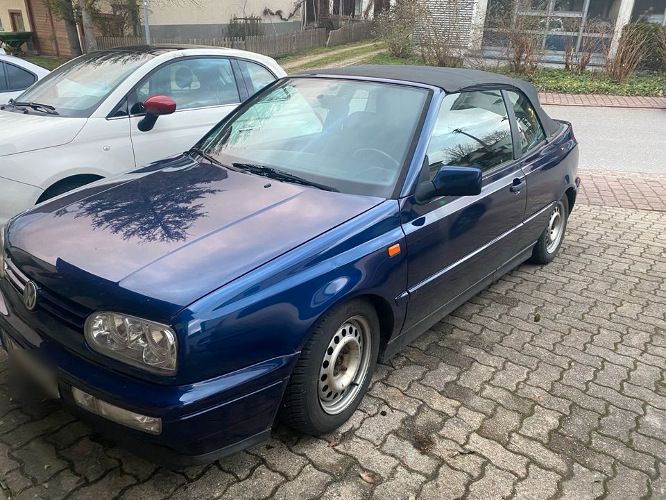 VW Golf 3 Cabrio in Mühlhausen-Ehingen