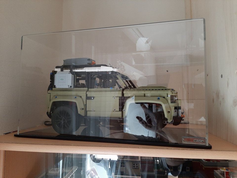 Lego 42110 Land Rover Defender mit LED u. Vitrine von Viewcase in Stoltebüll