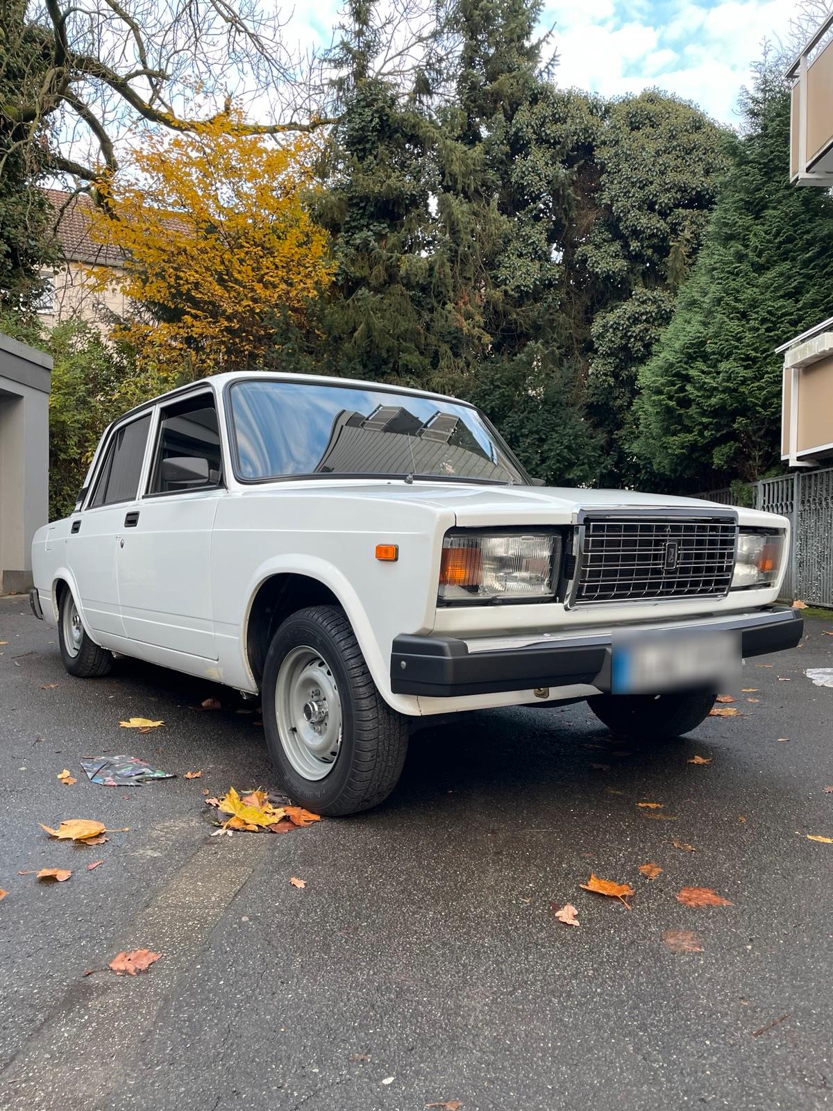 Abbildung des Autos Lada ( Vaz ) 2107 tausch…