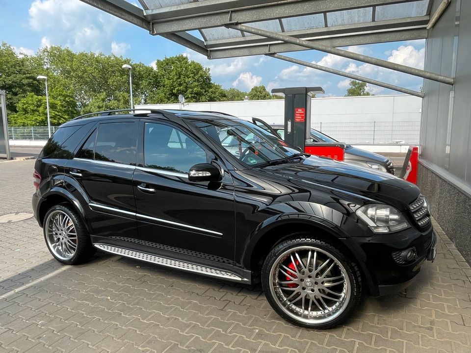 Mercedes ML 320 CDI Edition 10 -22 Zoll Alu /mit frischem TÜV/ VB in Viersen