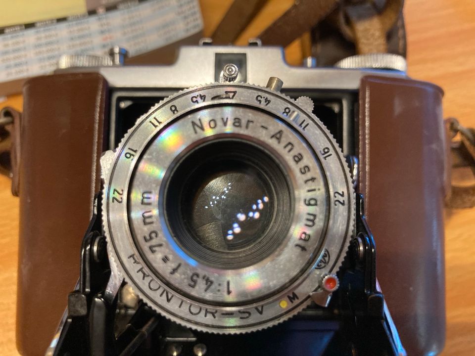 Zeiss Ikon Nettar IIb (518/16) + Medis Entfernungsmesser in Perl