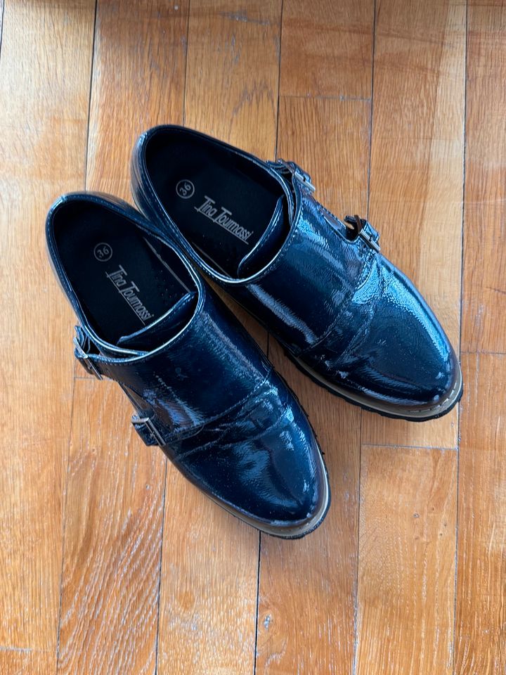 Navy Loafers EU 36 in Berlin